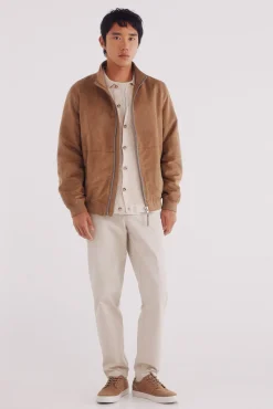 Cazadora efecto ante