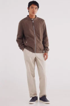 Cazadora efecto ante microperforados