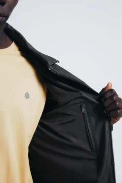 Cazadora efecto piel