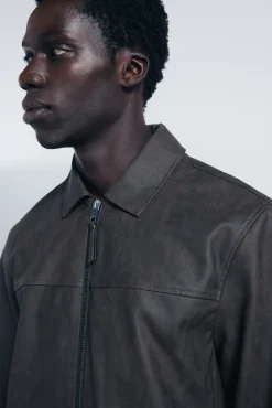 Cazadora efecto piel