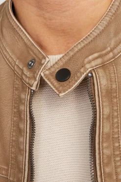 Cazadora efecto piel