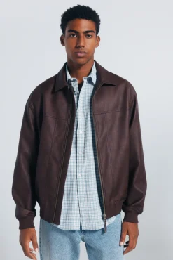 Cazadora efecto piel