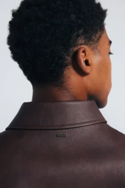 Cazadora efecto piel