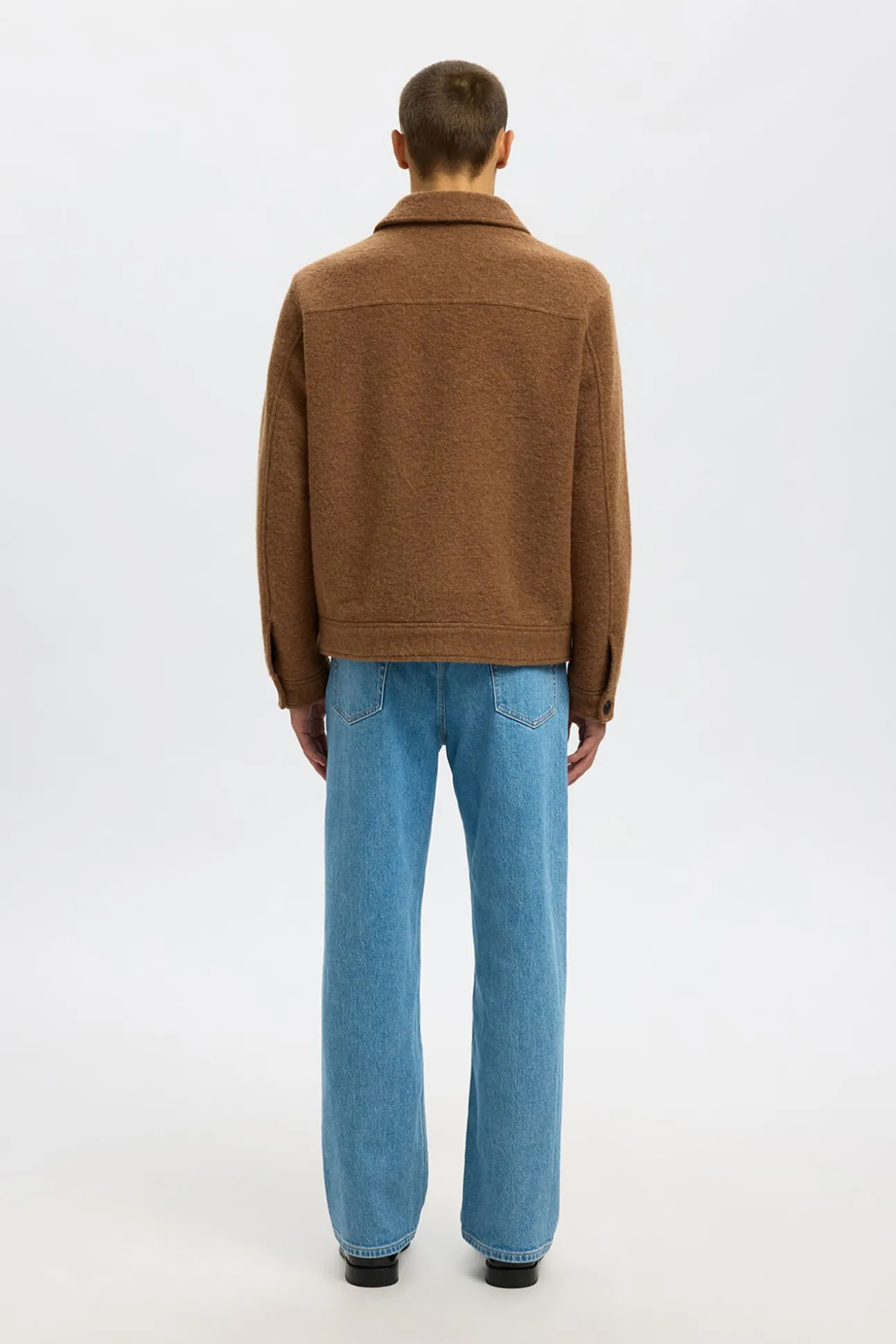 Cazadora lana corta con cremallera