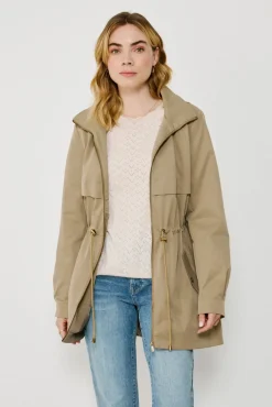 Cazadora parka con capucha