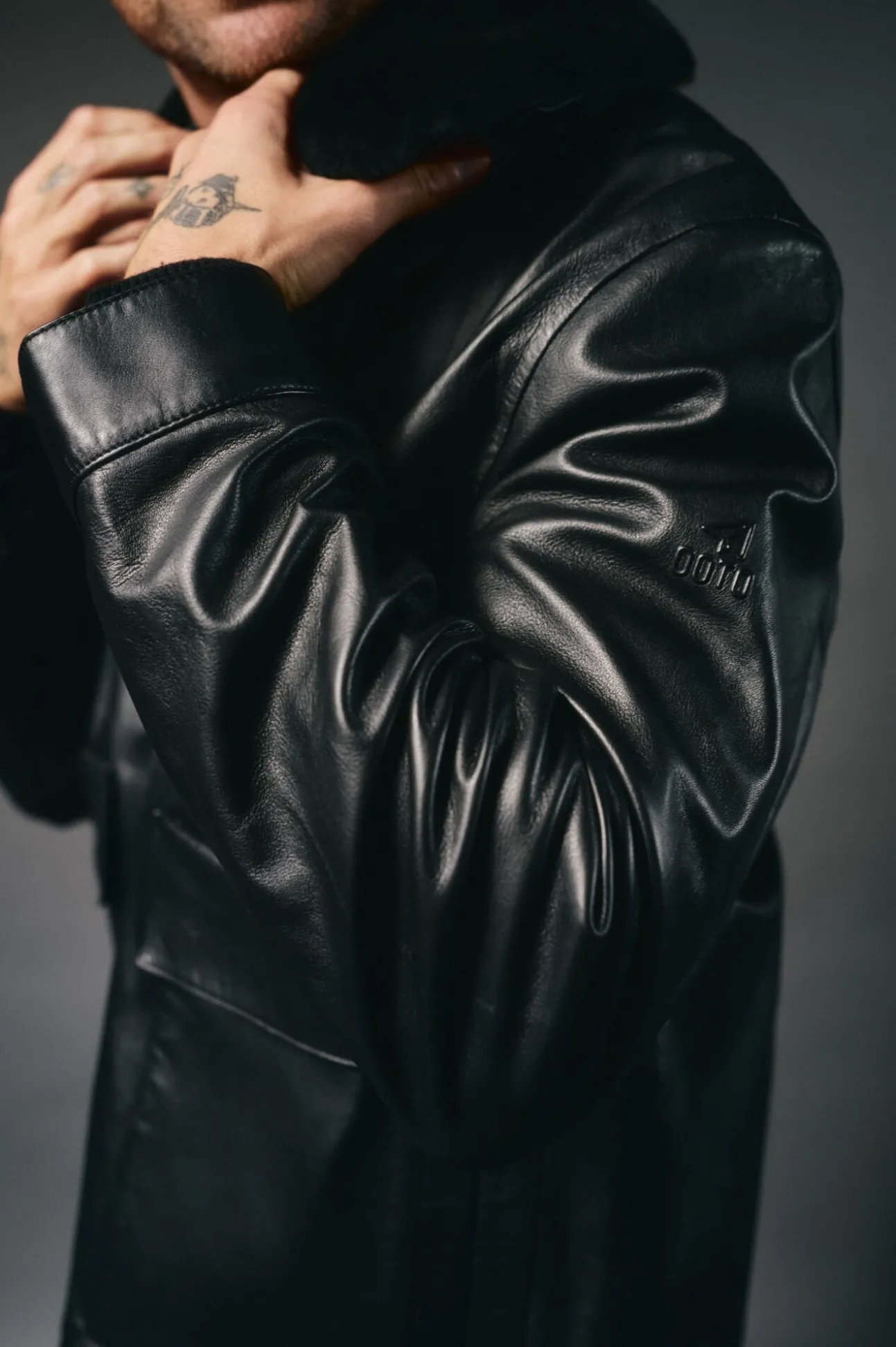 Cazadora piel cuello camisero