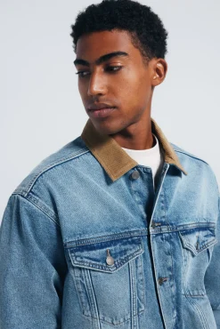 Cazadora vaquera oversize cuello contraste