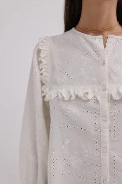 Celia. Blusa romántica