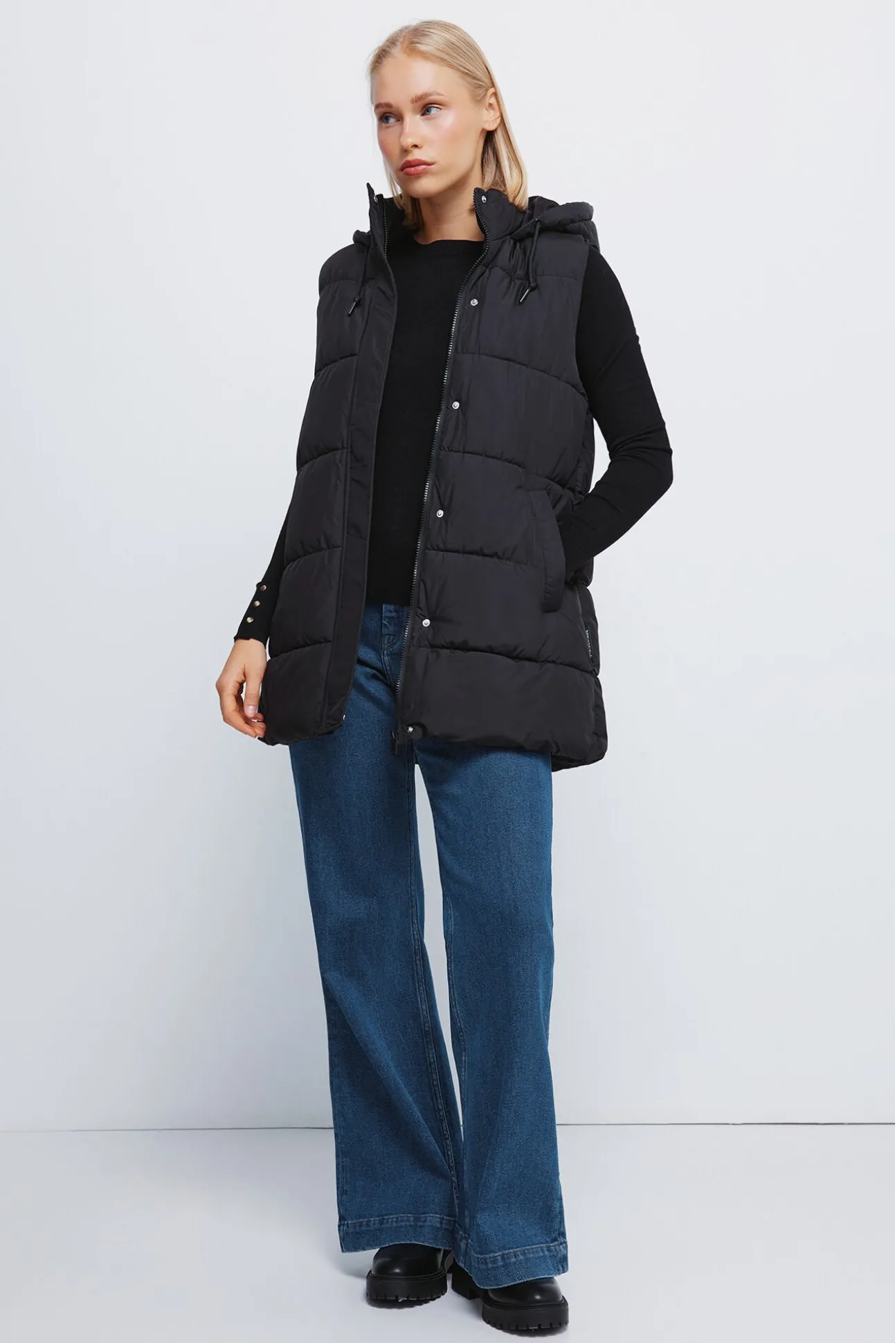 Chaleco capucha poliéster reciclado