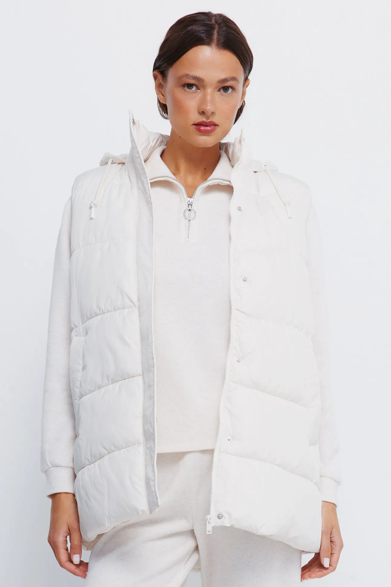 Chaleco capucha poliéster reciclado