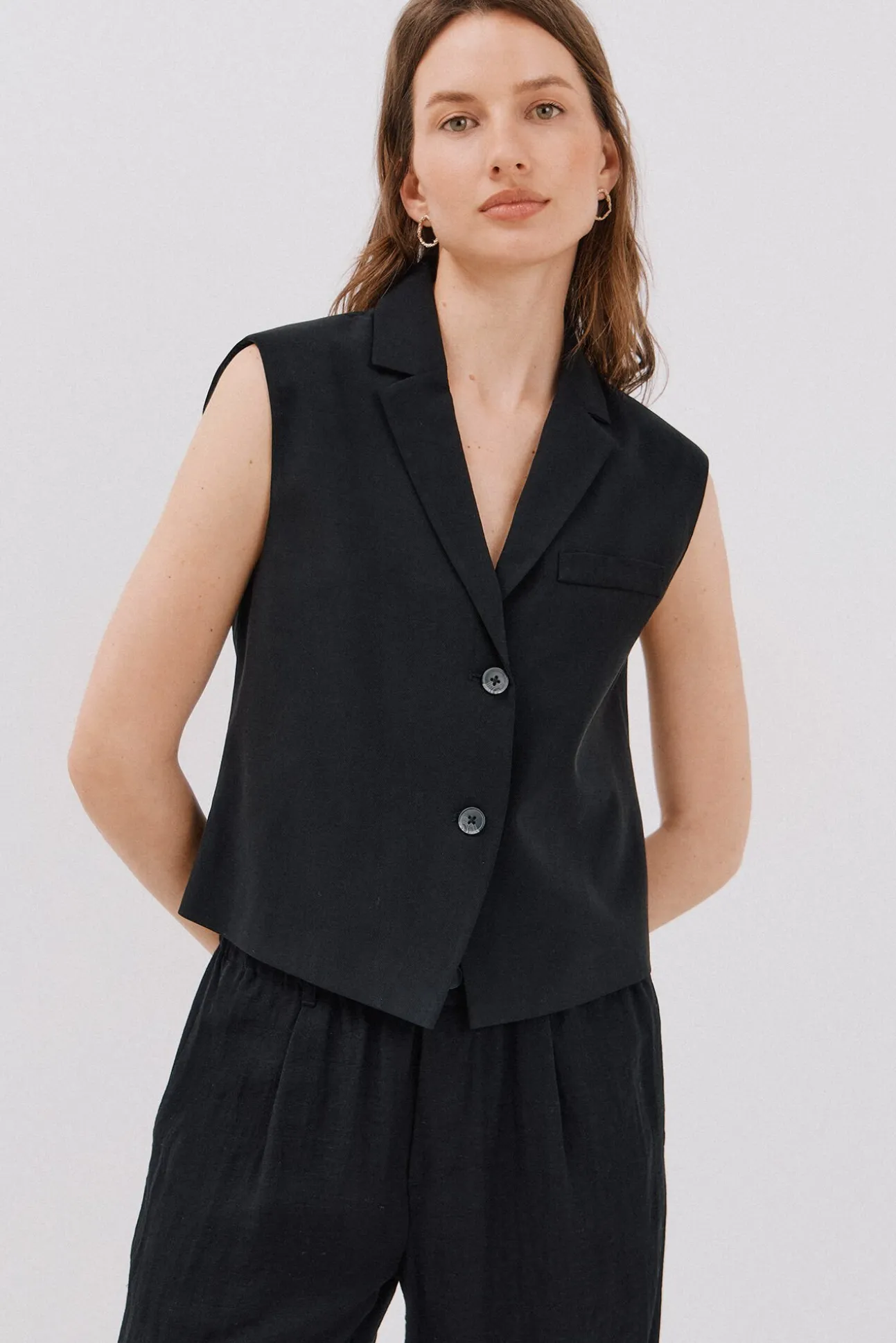 Chaleco de cuello solapa