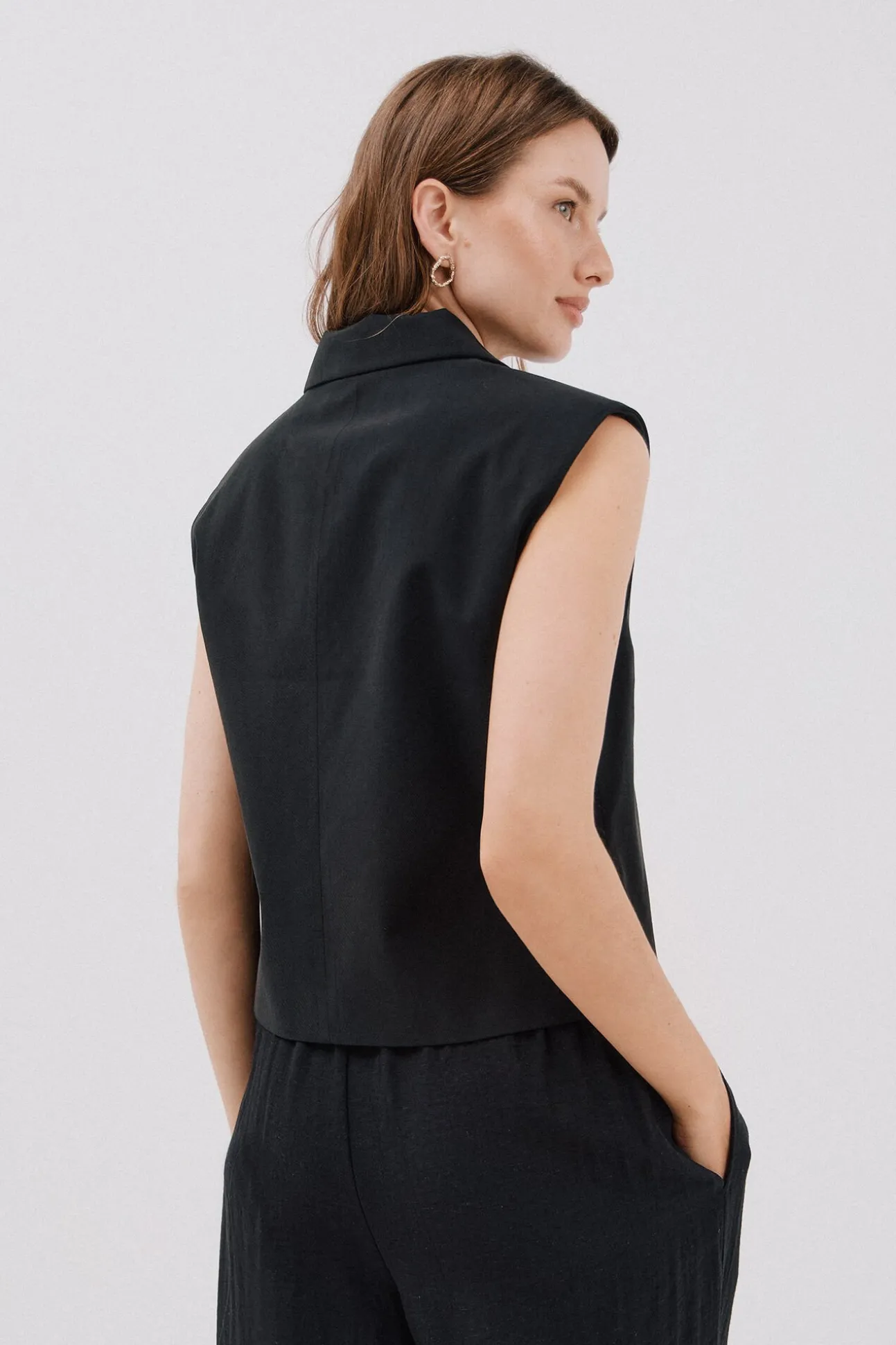 Chaleco de cuello solapa