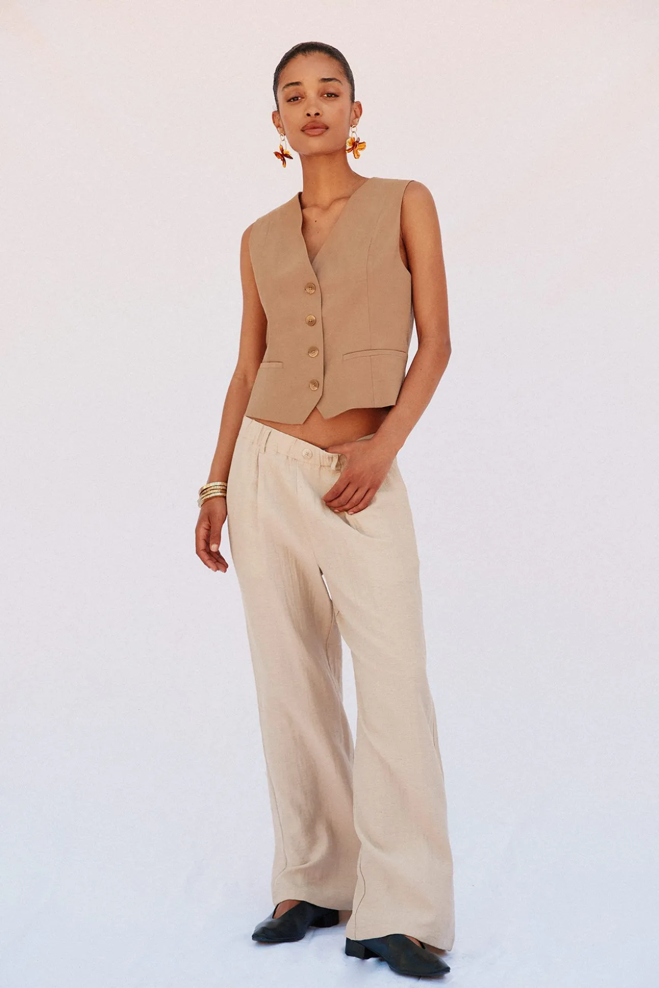 Chaleco de escote pico