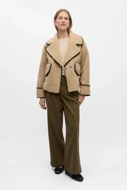 Chaqueta borreguillo sintético