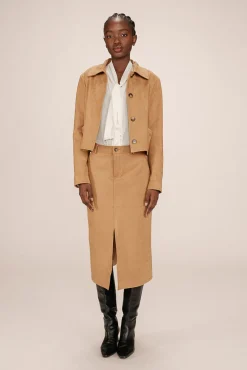 Chaqueta corta de ante sintético