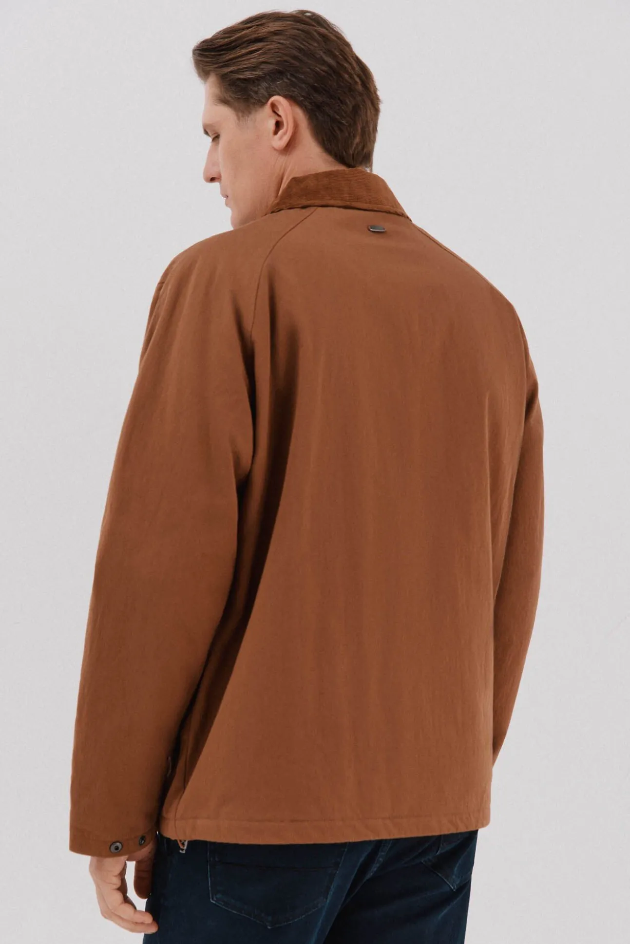 Chaqueta cuello combinado