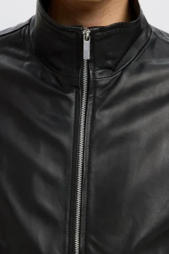 Chaqueta de piel 100% piel de cordero.