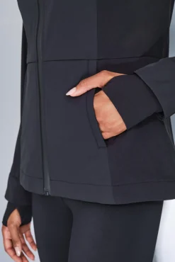 Chaqueta entallada negro