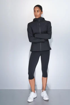 Chaqueta entallada negro