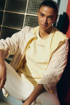 Chaqueta ligera reversible capucha amarillo