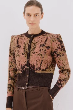 Chaqueta pliegue hombro