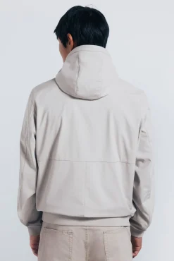 Chaqueta shoftshell capucha