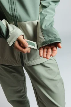 Chaqueta softshell cortavientos acacia w