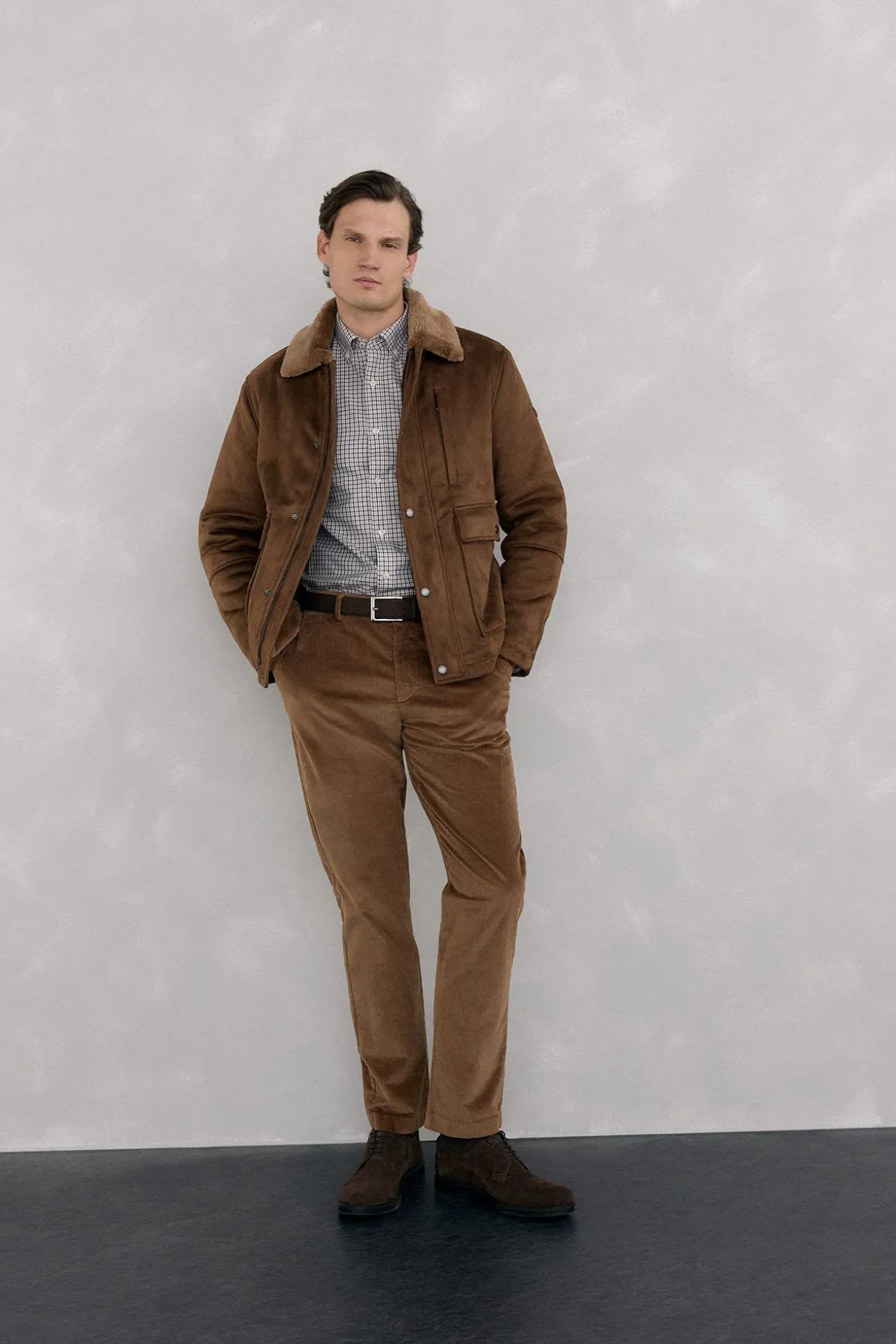 Chino pana gruesa regular fit