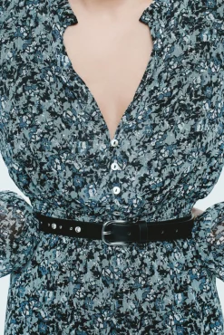 Cinturón tachas metálicas