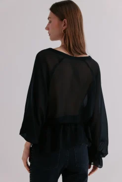 Clémence. Blusa con cierre cruzado