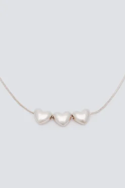 Collar corazones dorados