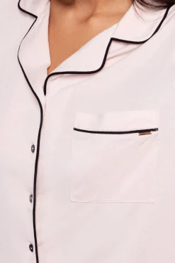 Conjunto de pijama Charli con camiseta y pantalones