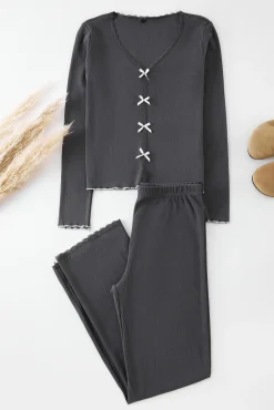 Conjunto pijama canalé detalle lazos