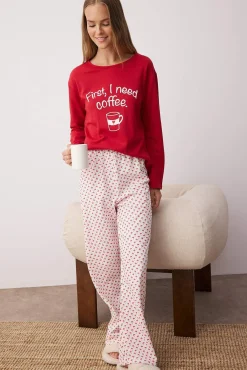 Conjunto pijama corazones rojo
