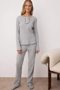 Conjunto pijama jaspeado tapeta gris