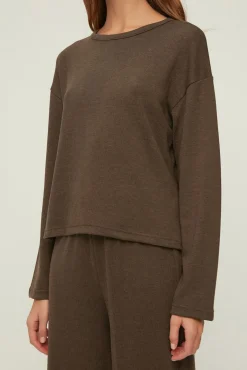 Conjunto pijama largo invierno marrón