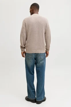 Cárdigan básico cuello pico