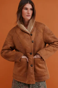 Daphne. Abrigo doble faz