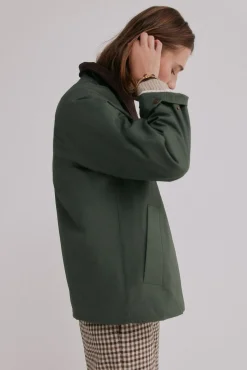 Dara. Deportiva cruzada