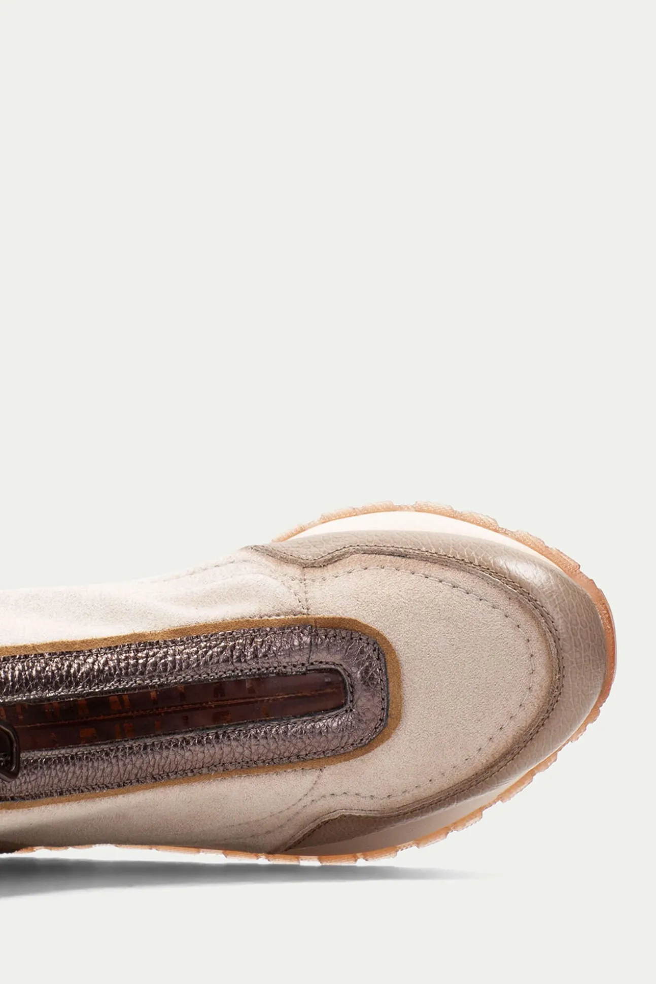 Deportivo abotinado cremallera central KANSAS