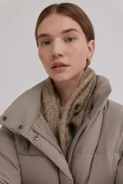 Dulia. Deportiva acolchada