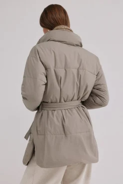 Dulia. Deportiva acolchada