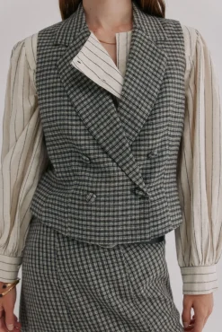 Elsa. Chaleco cuadros