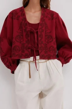 Eva. Chaqueta bordada