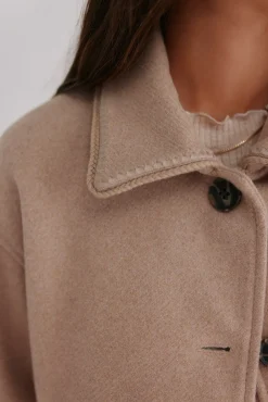 Fabiana. Abrigo corto