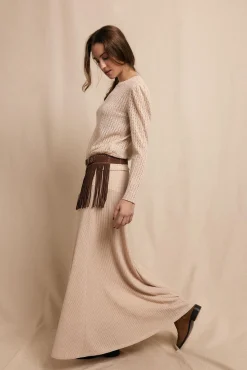 Falda capa de punto
