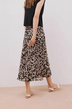 Falda capa estampada