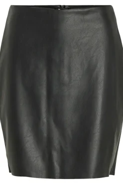 Falda corta polipiel