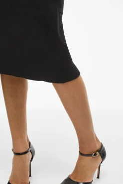 Falda de punto canalé midi