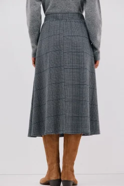 Falda de punto evasé